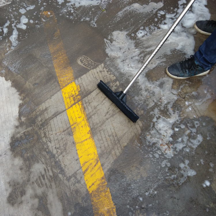 工廠直銷廚房地板長柄去污清潔刷 橡膠掃把 浴缸廁所馬桶清潔用品圖片_高清圖_細節圖-深圳市龍崗區坪地文昌順橡膠產品經營部